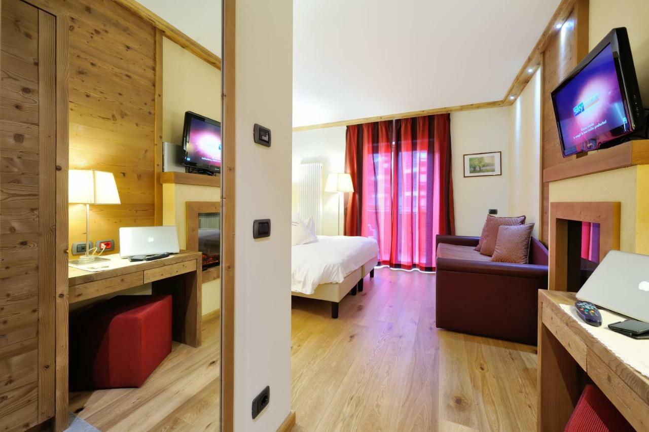 Boutique Hotel Diana Madonna di Campiglio Exterior photo