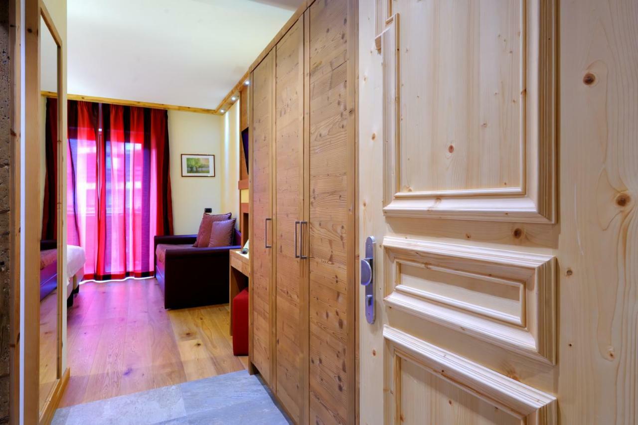 Boutique Hotel Diana Madonna di Campiglio Exterior photo