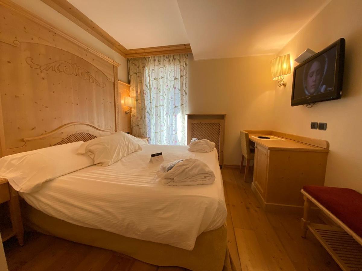 Boutique Hotel Diana Madonna di Campiglio Exterior photo